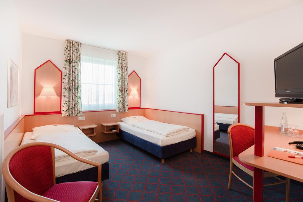 Hotel Montana Lauenau Luaran gambar